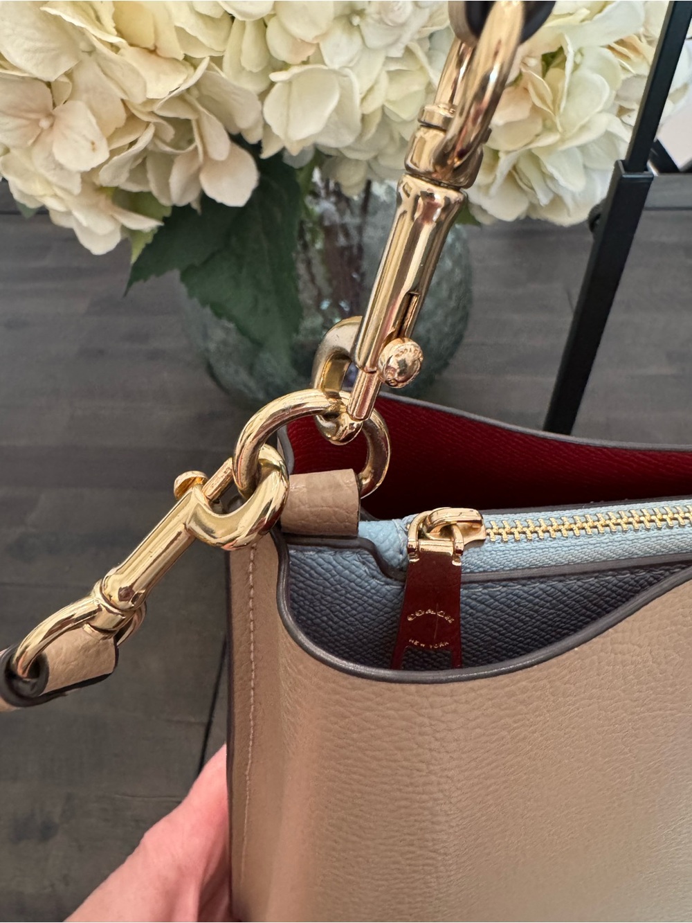 Coach Taupe Pebbled Leather Bucket Shoulder Bag with Gold Hardware - Picture 3 of 9
